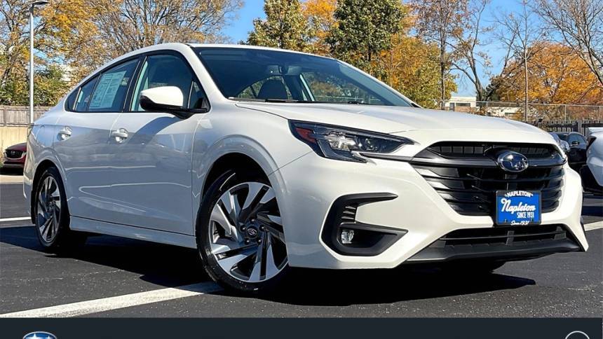 2024 Subaru Legacy Limited — Sedan — 4,818 mi — Palatine, IL