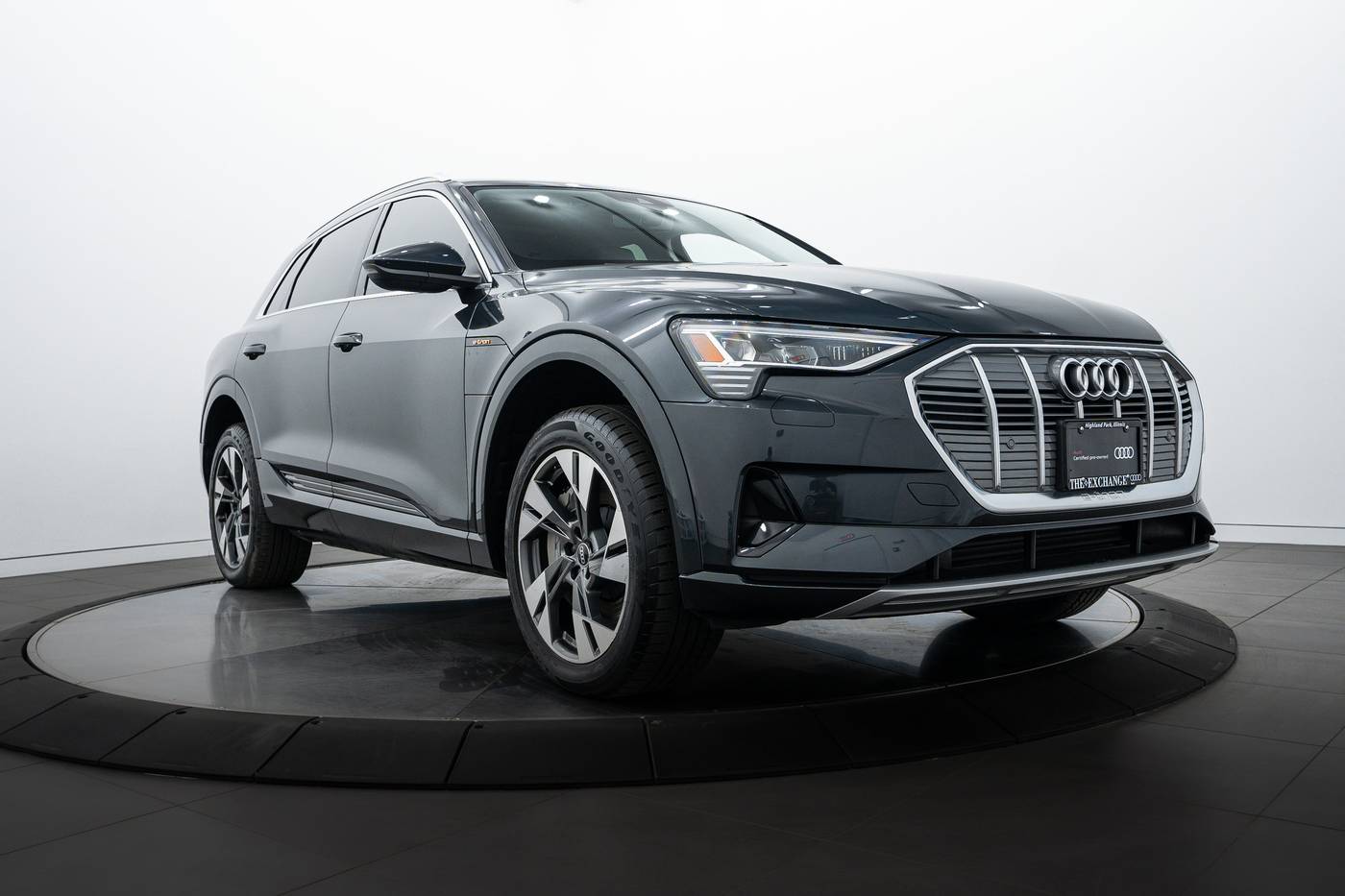 2021 Audi e-tron Premium — SUV — 9,402 mi — Highland Park, IL