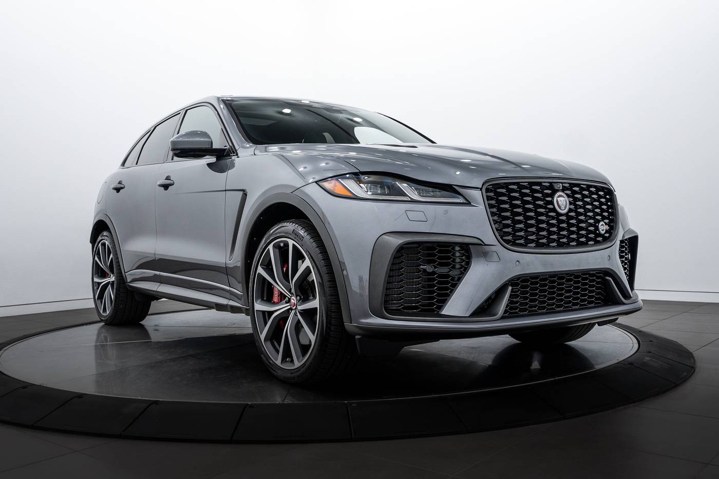 2022 Jaguar F-PACE SVR — SUV — 12,415 mi — Highland Park, IL