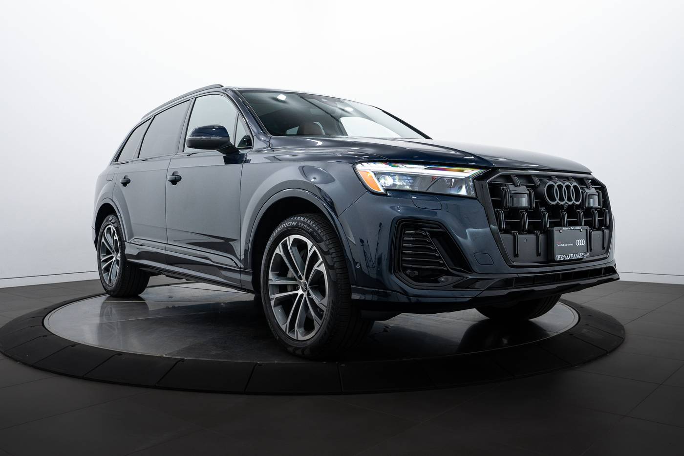 2025 Audi Q7 Premium Plus — SUV — 4,909 mi — Highland Park, IL