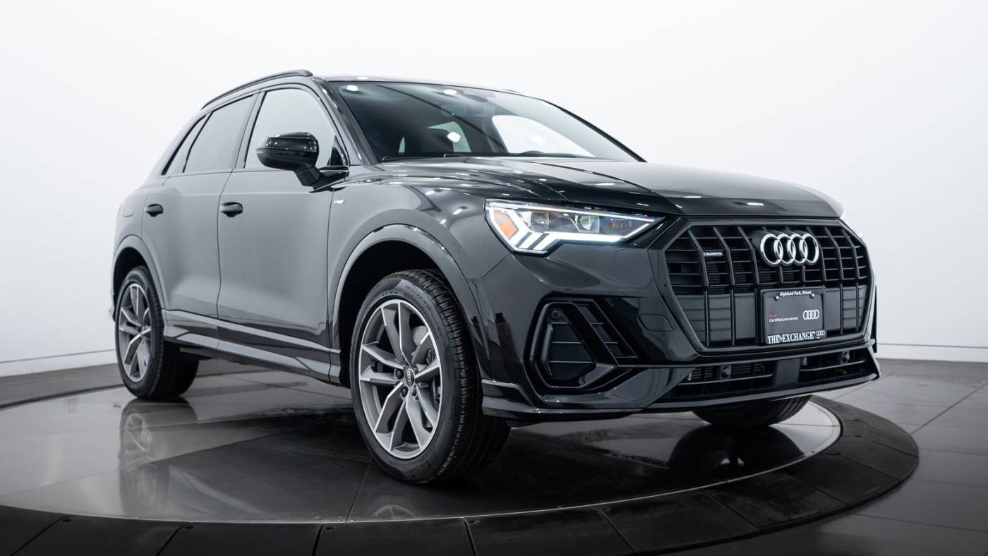 2024 Audi Q3 S line Premium — SUV — 1,878 mi — Highland Park, IL