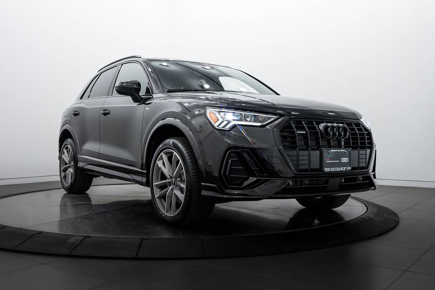 2025 Audi Q3 S line Premium — SUV — 5,164 mi — Highland Park, IL
