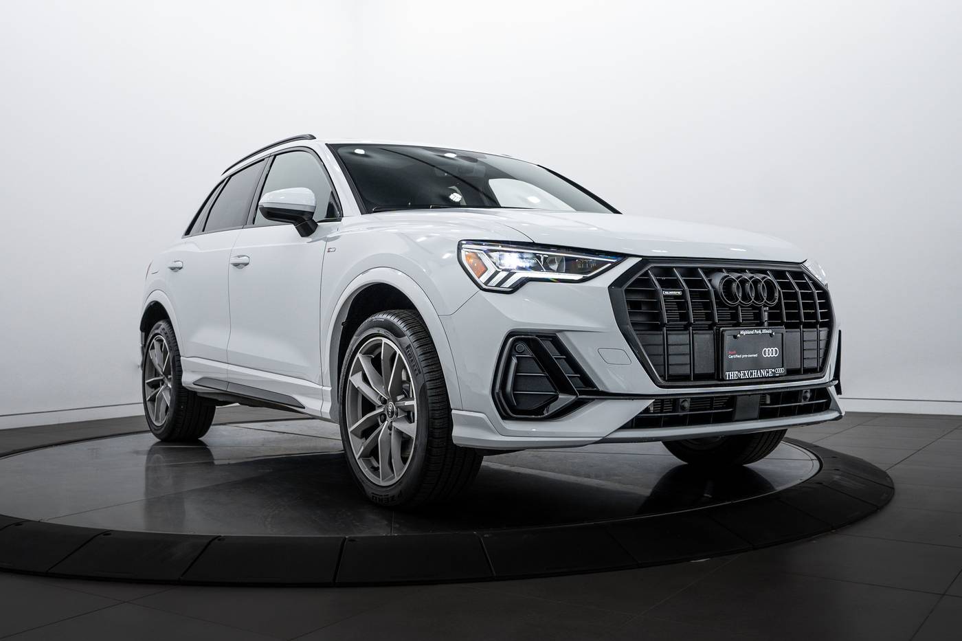 2025 Audi Q3 S line Premium — SUV — 5,301 mi — Highland Park, IL