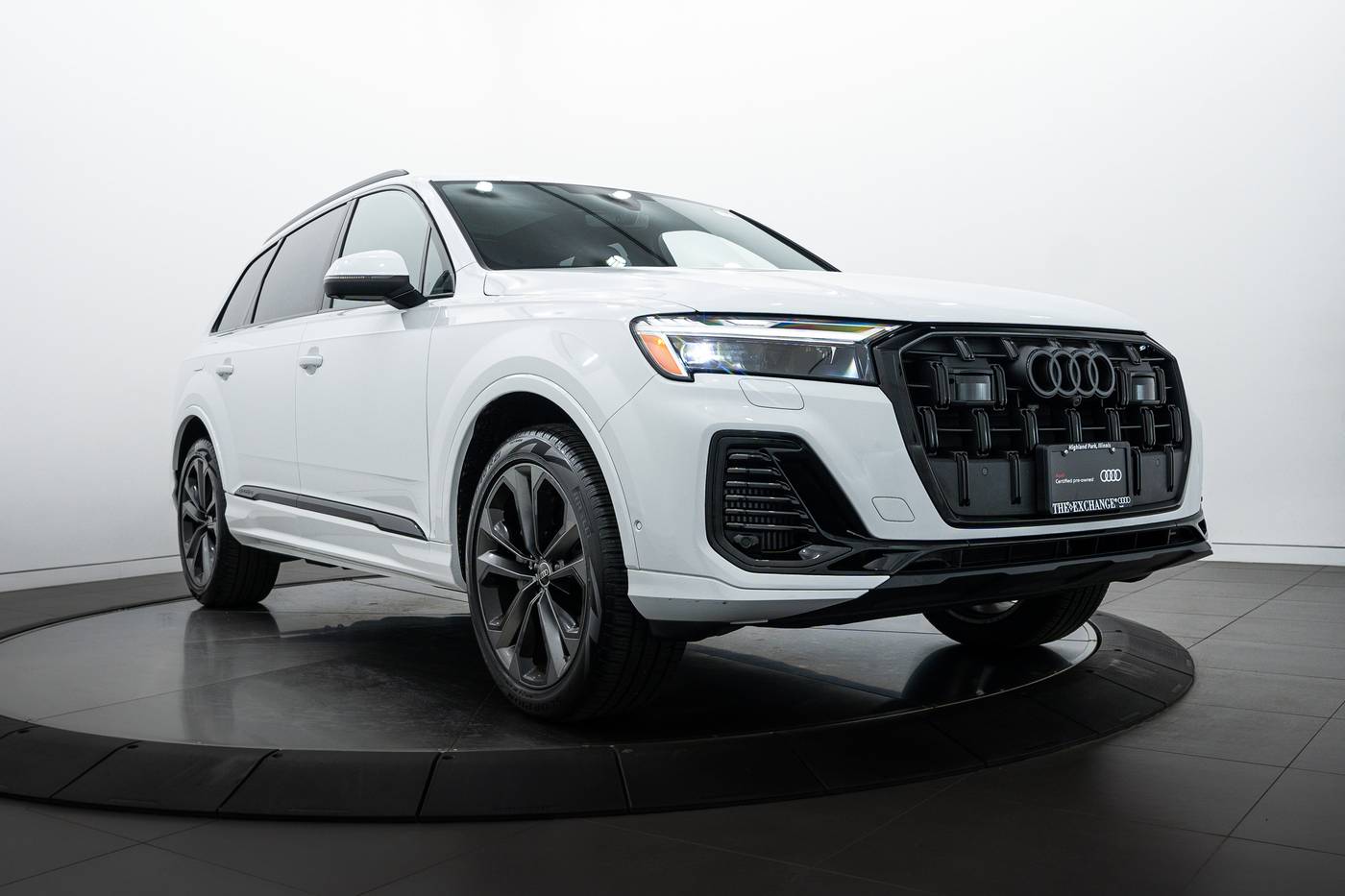 2025 Audi Q7 Premium Plus — SUV — 5,263 mi — Highland Park, IL
