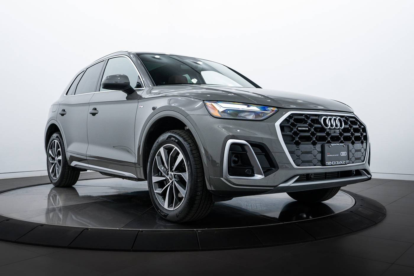 2025 Audi Q5 Premium Plus — SUV — 3,988 mi — Highland Park, IL