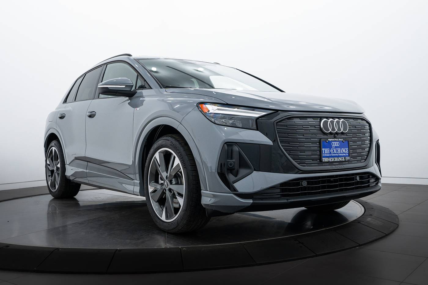 2024 Audi Q4 e-tron Premium — SUV — 1,856 mi — Highland Park, IL