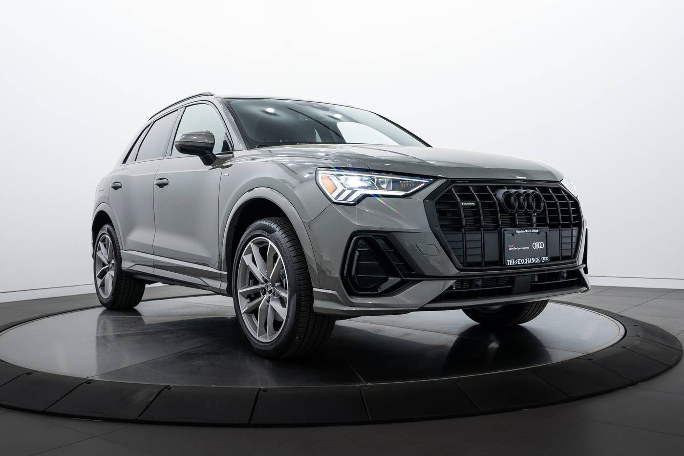 2024 Audi Q3 S line Premium — SUV — 3,351 mi — Highland Park, IL
