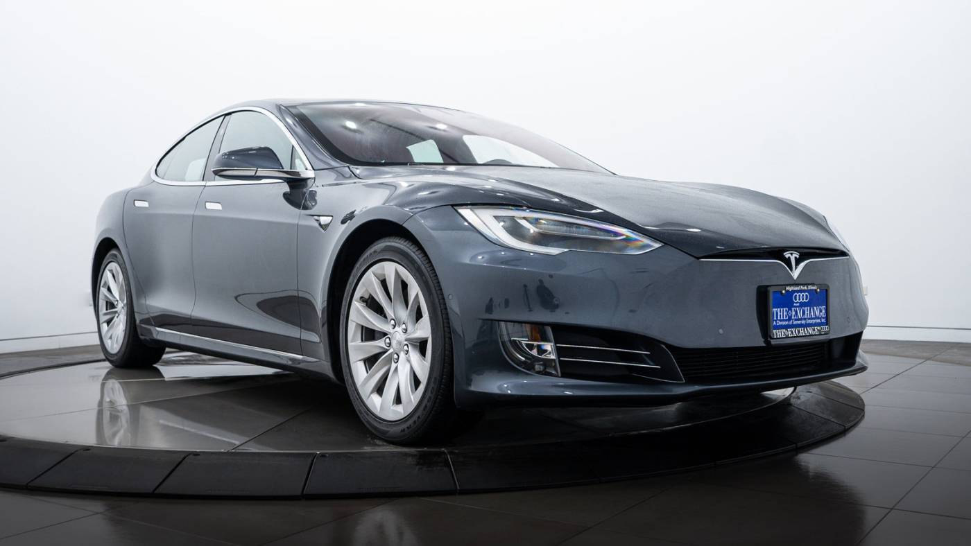 2018 Tesla Model S 75D — Hatchback — 47,946 mi — Highland Park, IL