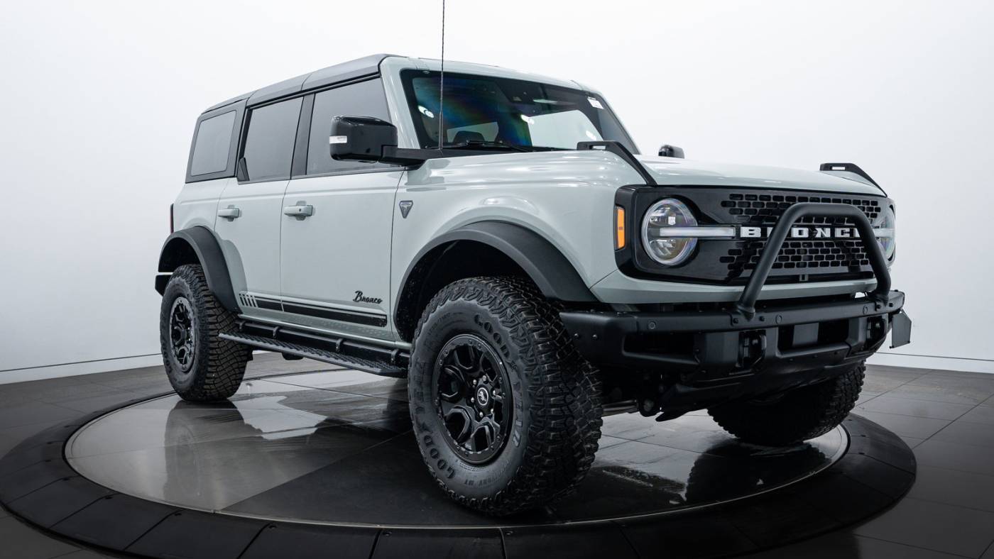 2021 Ford Bronco First Edition — SUV — 23,689 mi — Highland Park, IL