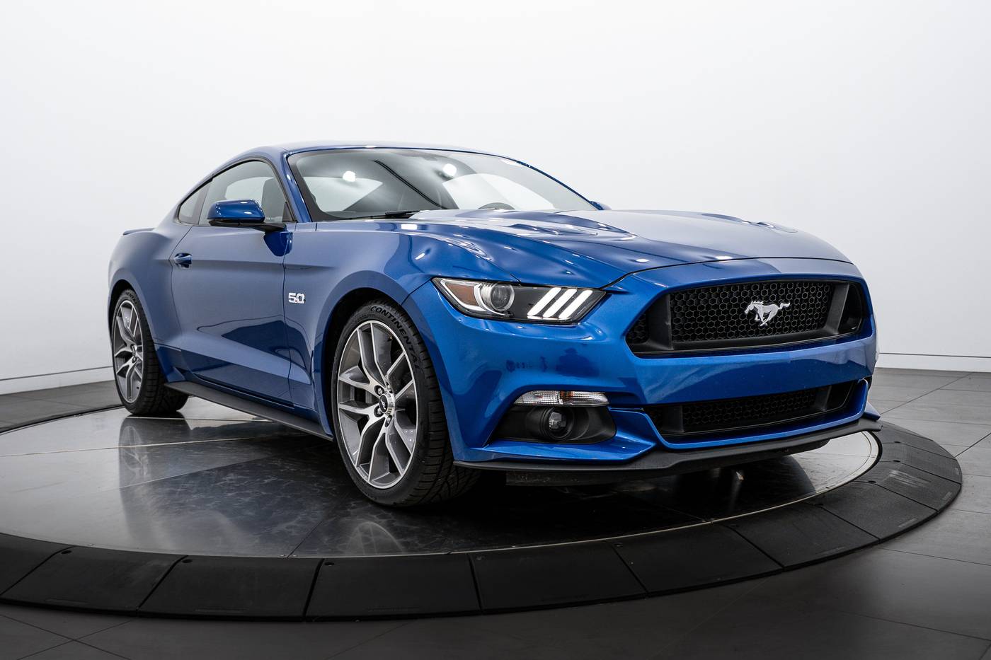 2017 Ford Mustang GT Premium — Coupe — 37,337 mi — Highland Park, IL