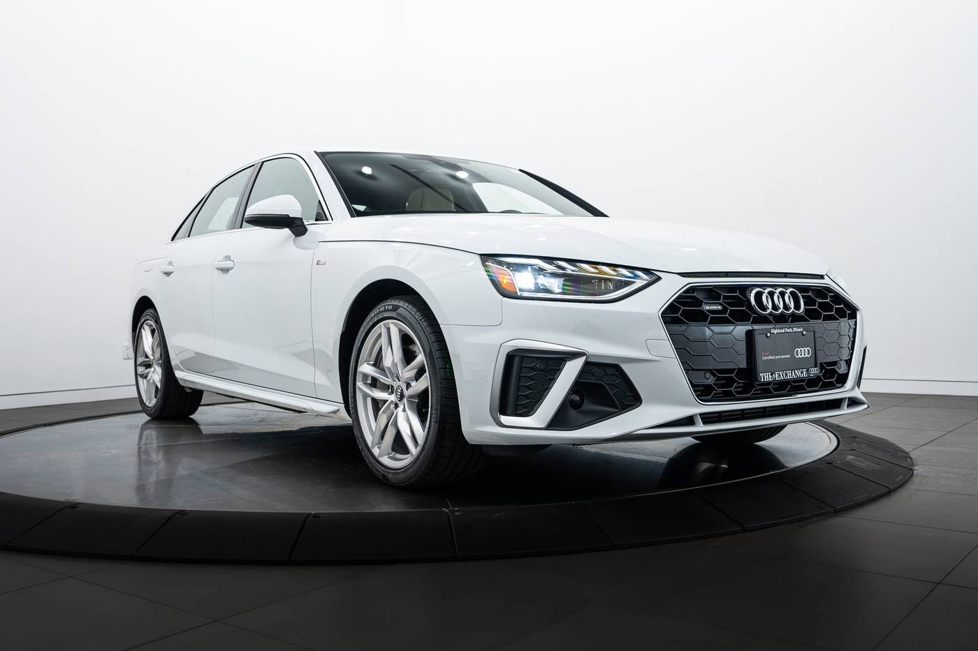 2020 Audi A4 Premium Plus — Sedan — 22,289 mi — Highland Park, IL