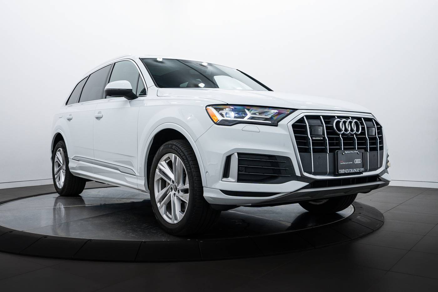 2023 Audi Q7 Premium — SUV — 27,765 mi — Highland Park, IL