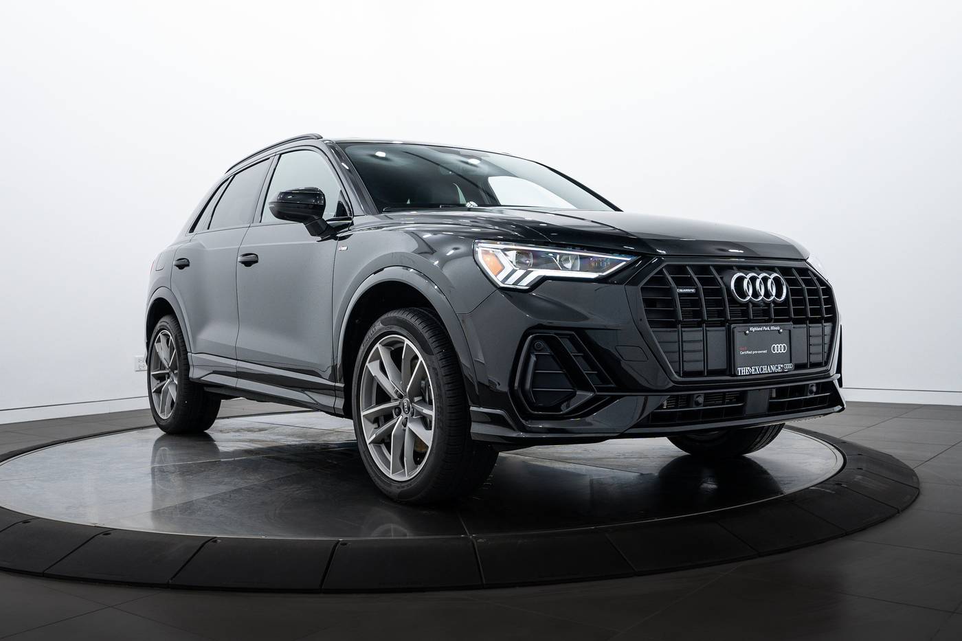 2024 Audi Q3 S line Premium Plus — SUV — 3,998 mi — Highland Park, IL