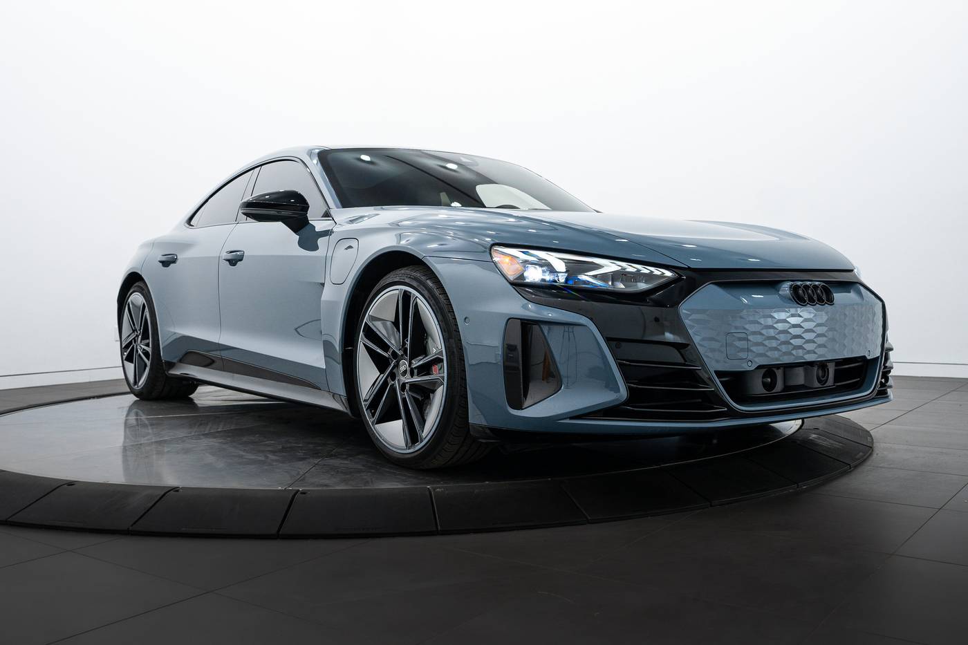 2023 Audi RS e-tron GT Standard — Sedan — 12,792 mi — Highland Park, IL
