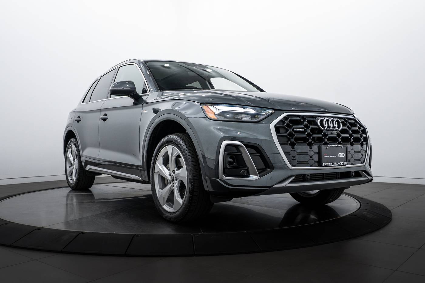 2025 Audi Q5 Premium Plus — SUV — 5,295 mi — Highland Park, IL