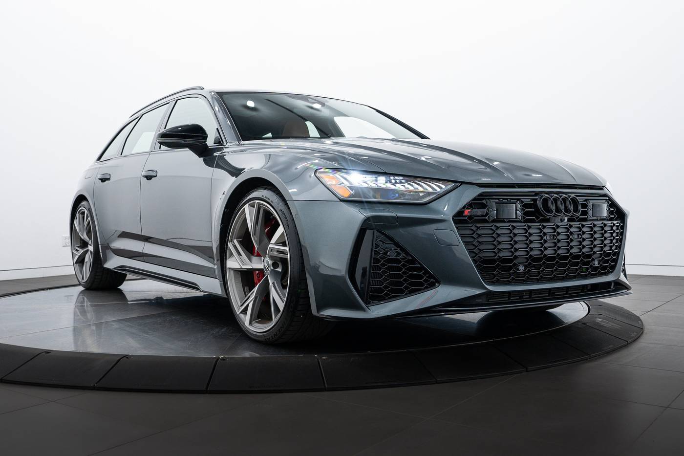2021 Audi RS 6 Avant Standard — Wagon — 47,585 mi — Highland Park, IL