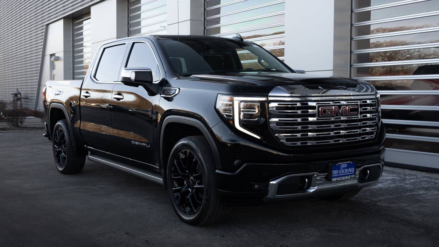 2023 GMC Sierra 1500 Denali — Pickup Truck — 22,063 mi — Highland Park, IL