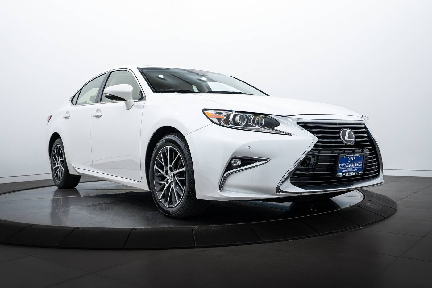 2016 Lexus ES ES 350 — Sedan — 55,293 mi — Highland Park, IL