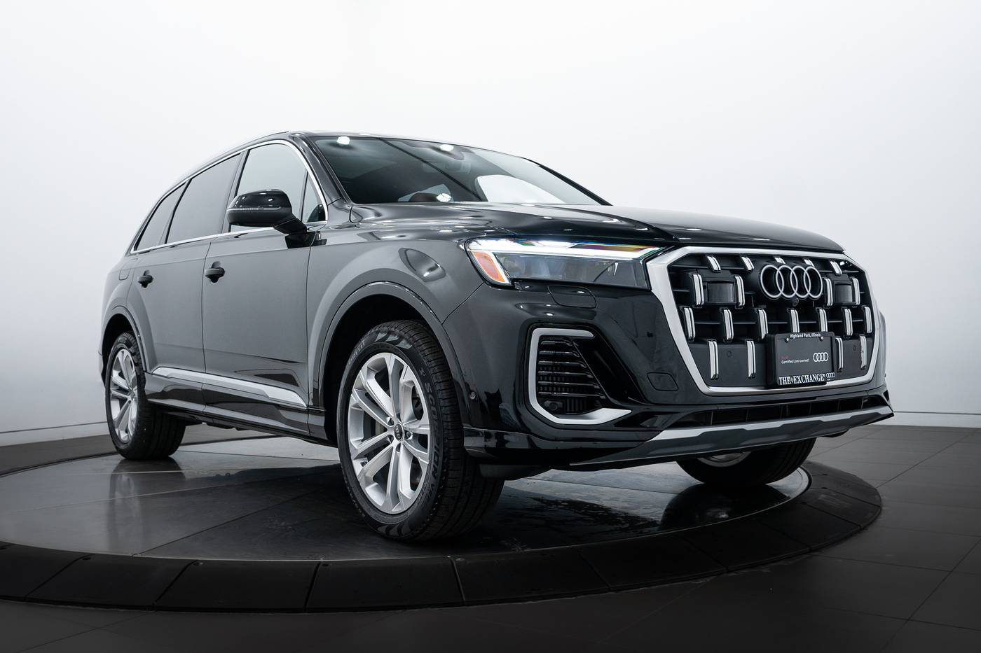 2025 Audi Q7 Premium Plus — SUV — 3,649 mi — Highland Park, IL