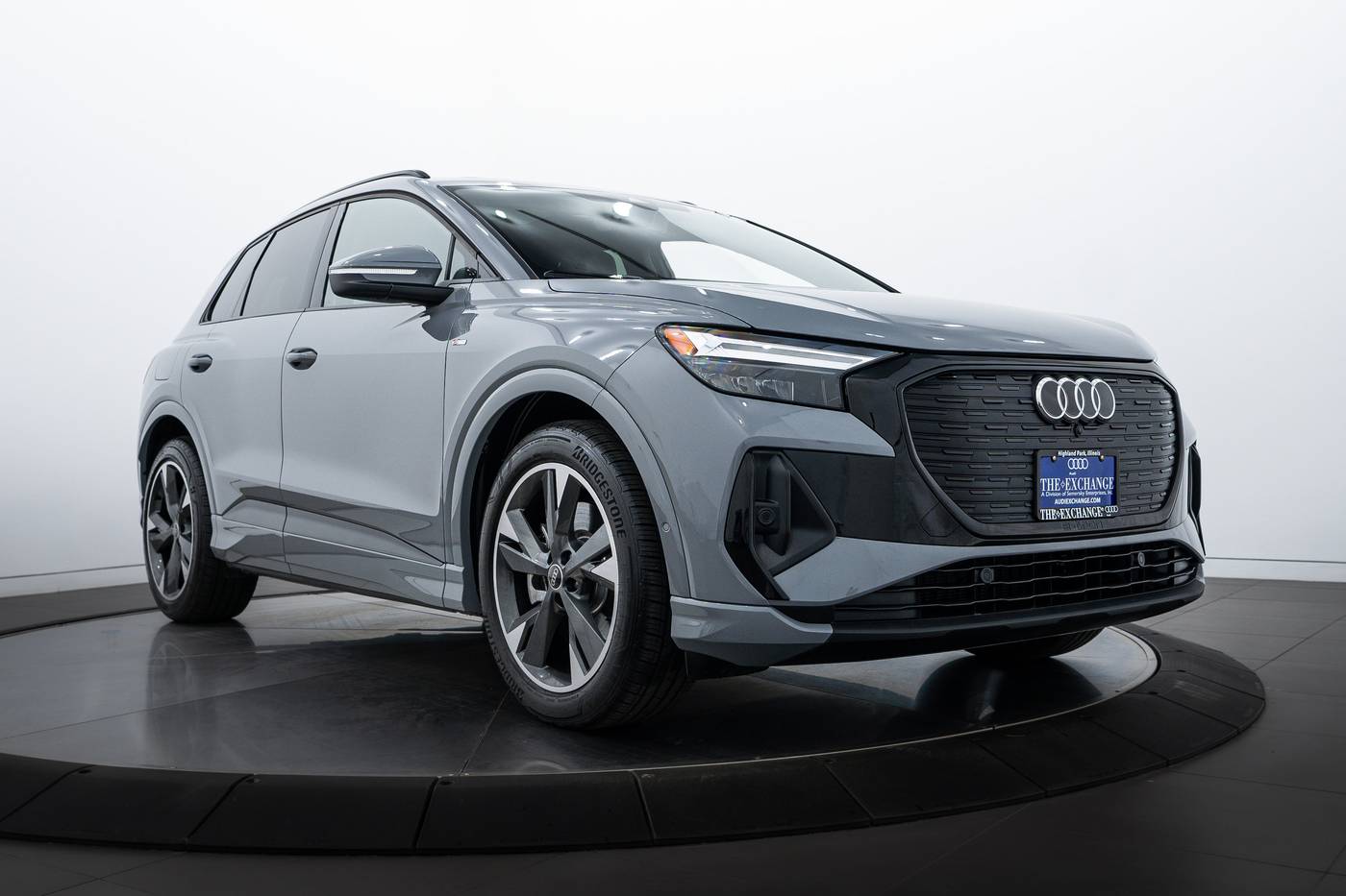 2024 Audi Q4 e-tron Premium Plus — SUV — 3,334 mi — Highland Park, IL
