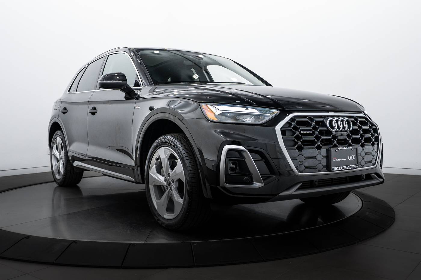 2025 Audi Q5 Premium Plus — SUV — 5,186 mi — Highland Park, IL