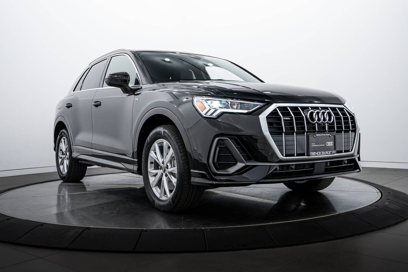 2023 Audi Q3 S line Premium Plus — SUV — 13,887 mi — Highland Park, IL