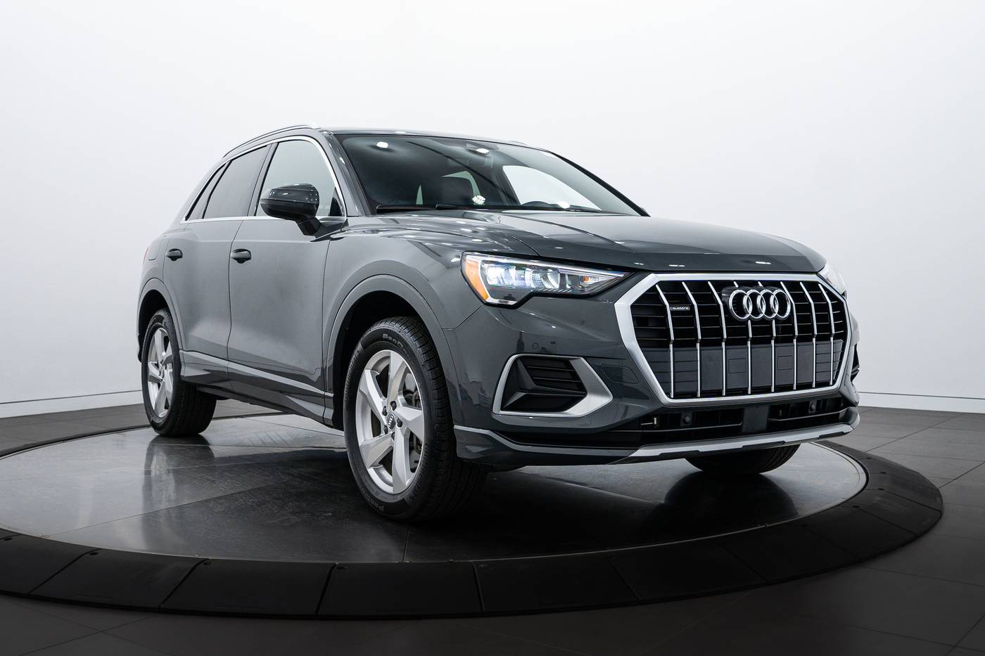 2020 Audi Q3 Premium — SUV — 33,869 mi — Highland Park, IL