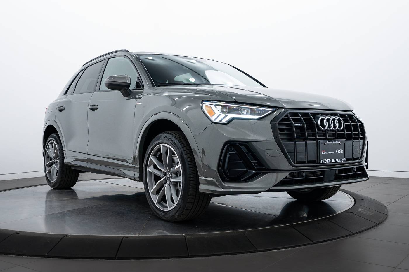 2024 Audi Q3 S line Premium — SUV — 4,210 mi — Highland Park, IL