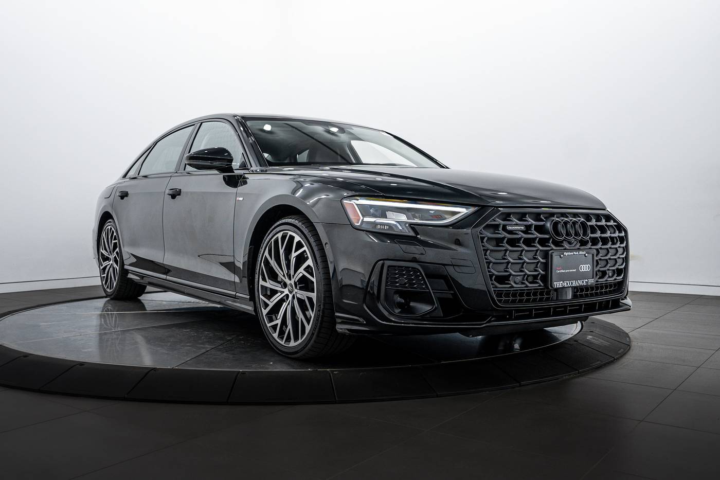 2022 Audi A8 L — Sedan — 31,489 mi — Highland Park, IL