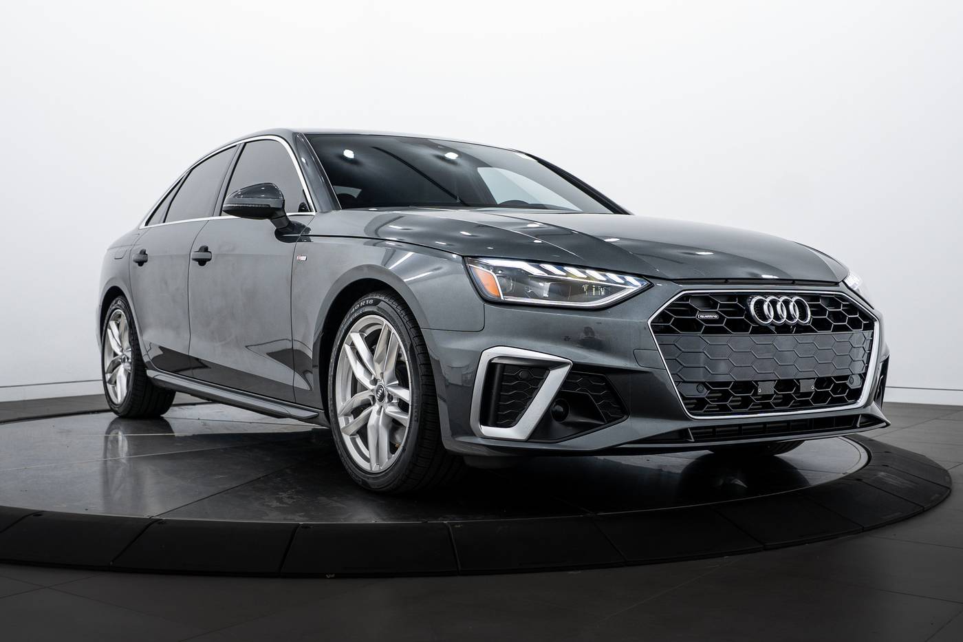 2020 Audi A4 Premium Plus — Sedan — 13,743 mi — Highland Park, IL