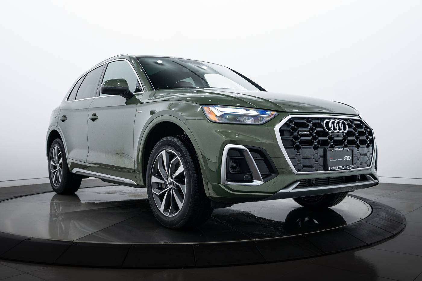 2025 Audi Q5 Premium Plus — SUV — 4,196 mi — Highland Park, IL
