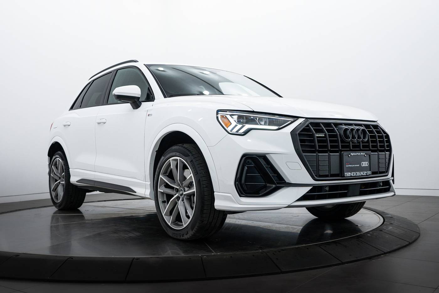 2022 Audi Q3 S line Premium Plus — SUV — 22,431 mi — Highland Park, IL