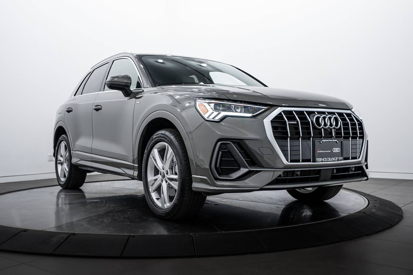 2022 Audi Q3 S line Premium Plus — SUV — 9,898 mi — Highland Park, IL