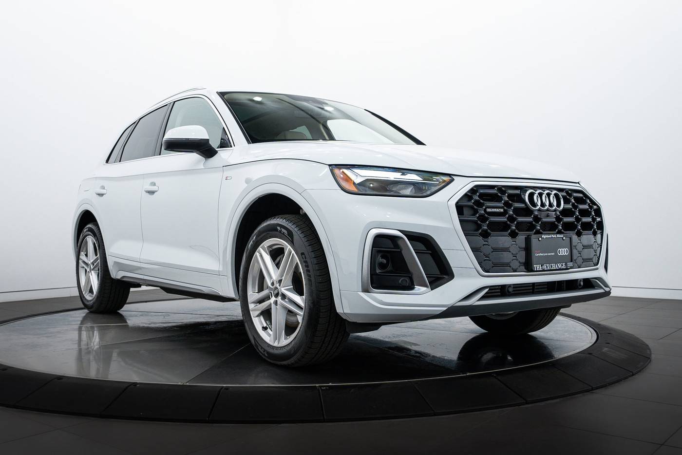 2024 Audi Q5 Plug-In Hybrid e Premium Plus — SUV — 4,336 mi — Highland Park, IL