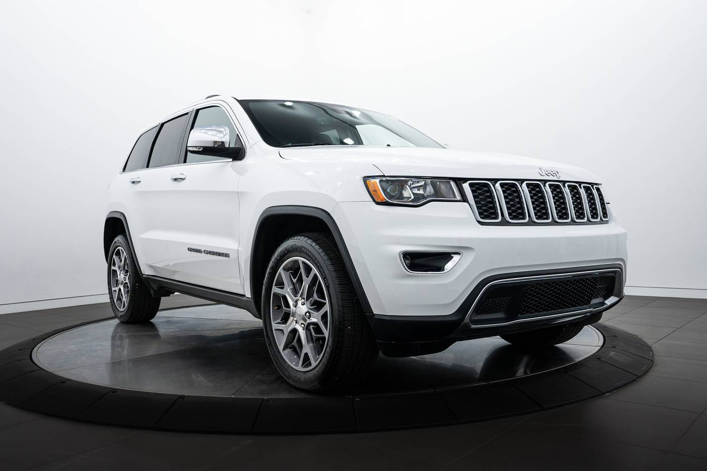 2020 Jeep Grand Cherokee Limited — SUV — 46,792 mi — Highland Park, IL