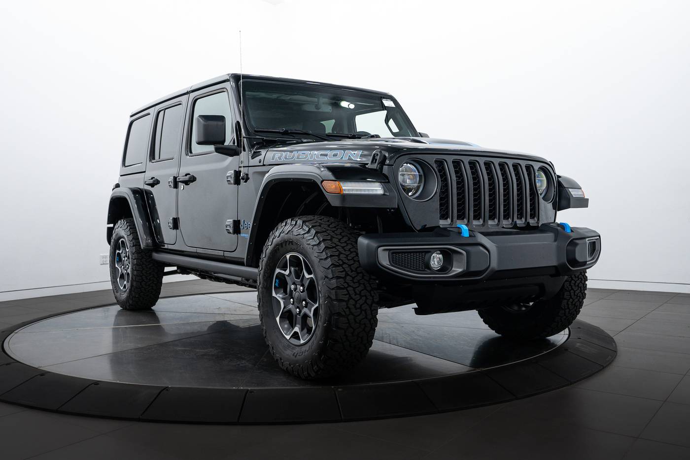 2022 Jeep Wrangler Rubicon 4xe — SUV — 13,429 mi — Highland Park, IL