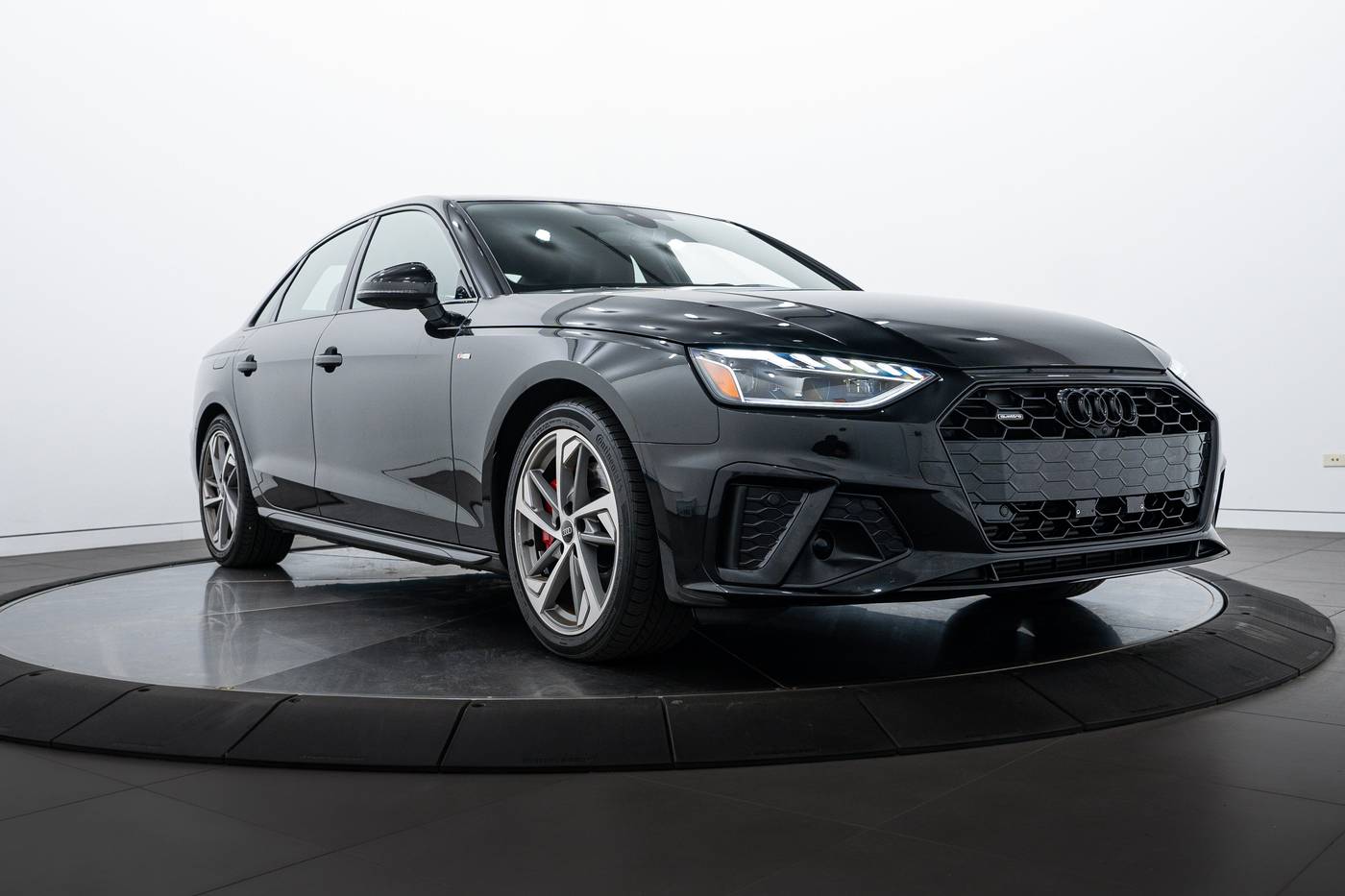 2023 Audi A4 S line Premium Plus — Sedan — 26,988 mi — Highland Park, IL