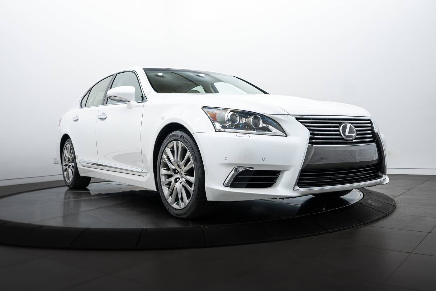 2013 Lexus LS LS 460 — Sedan — 87,474 mi — Highland Park, IL