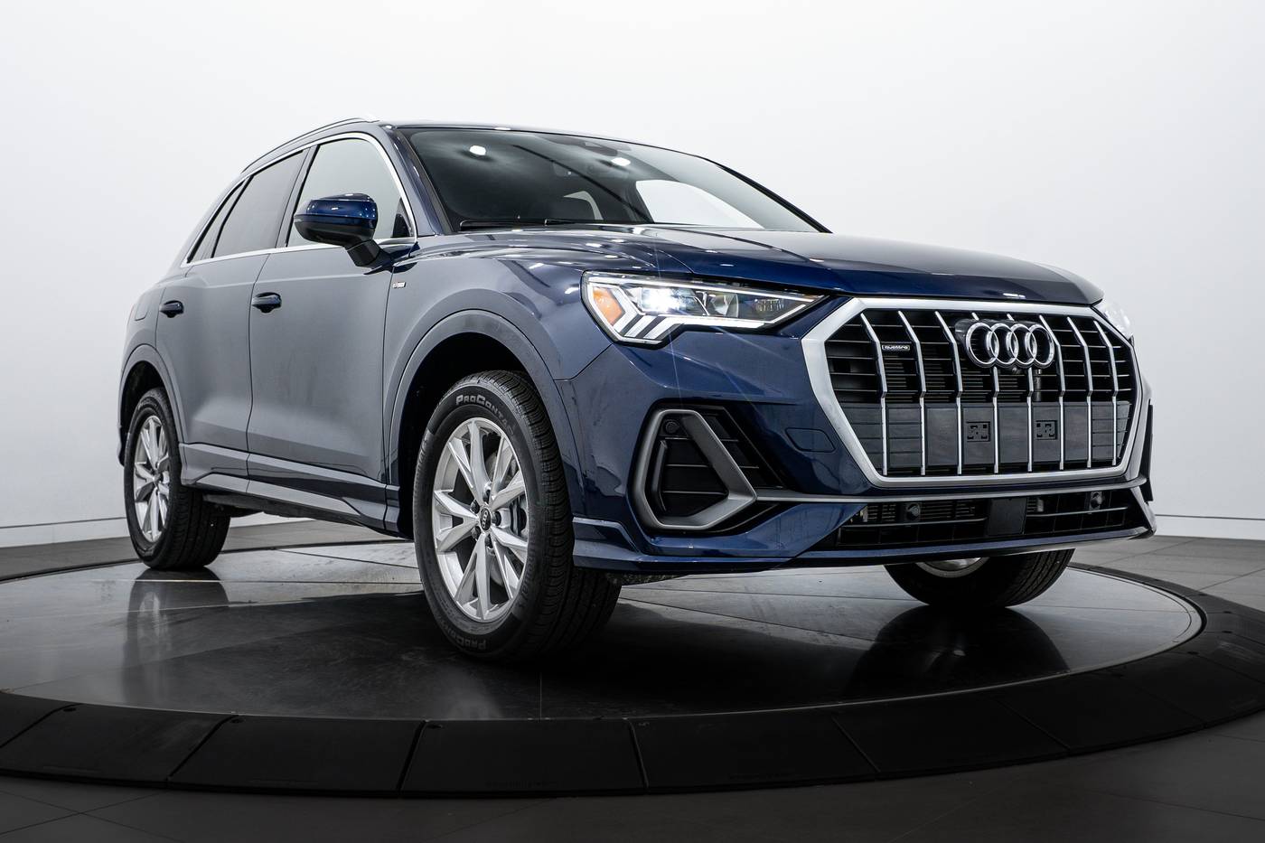 2024 Audi Q3 S line Premium Plus — SUV — 4,936 mi — Highland Park, IL