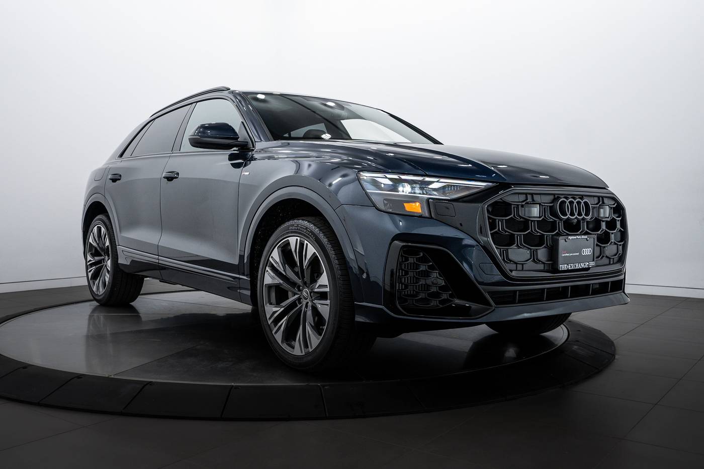 2025 Audi Q8 Premium Plus — SUV — 4,921 mi — Highland Park, IL