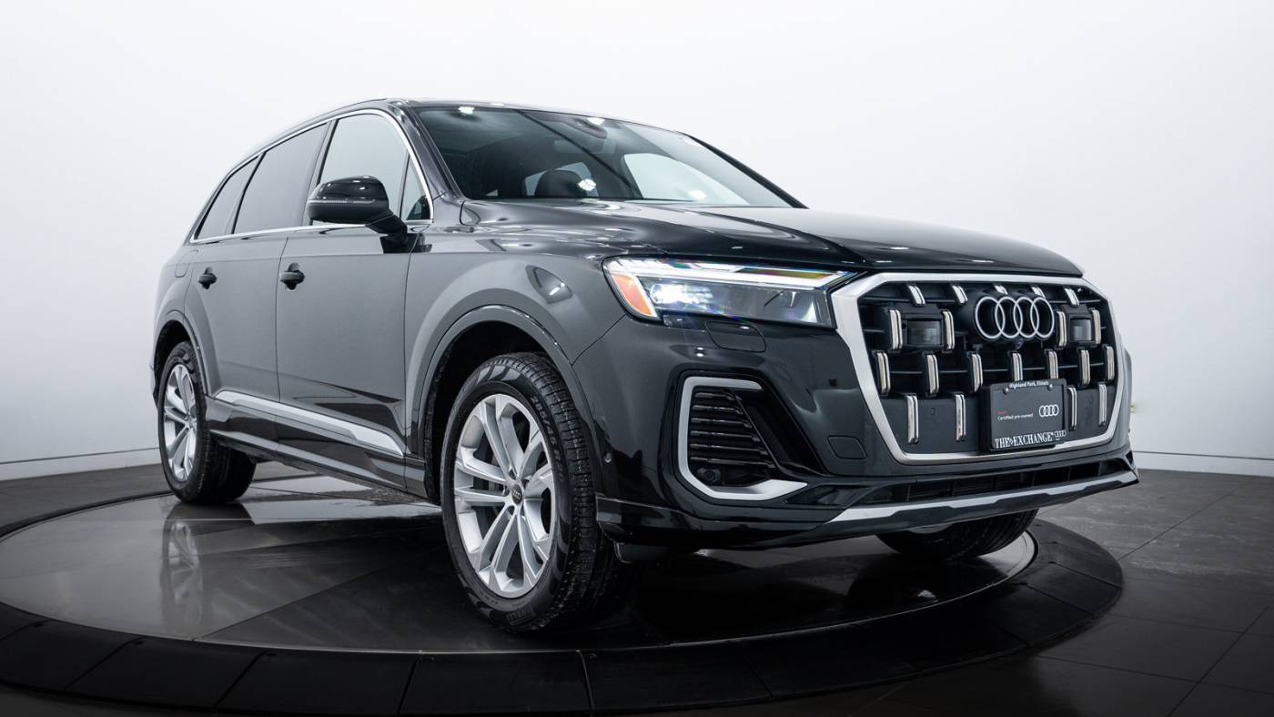 2025 Audi Q7 Premium Plus — SUV — 3,210 mi — Highland Park, IL