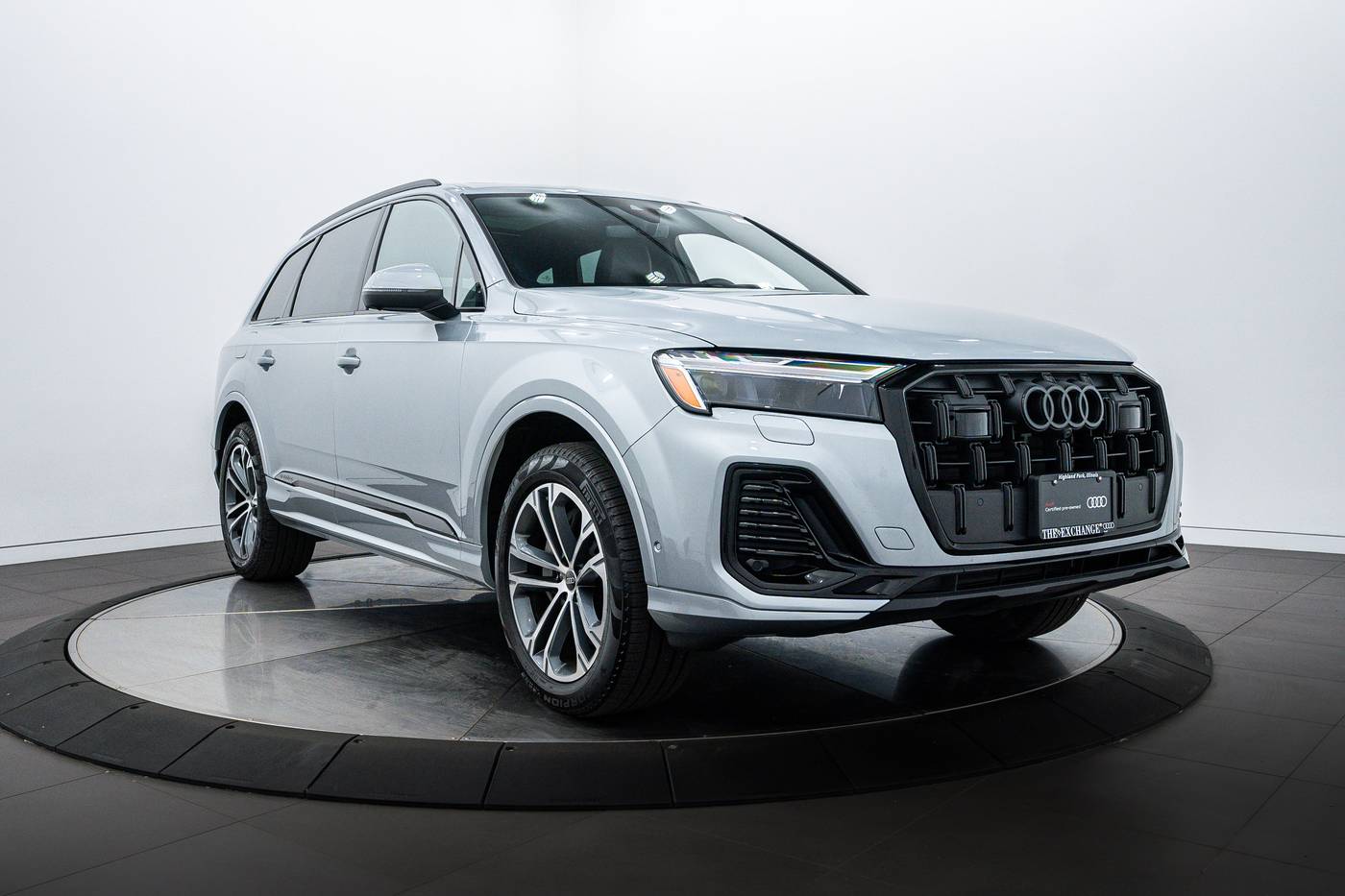 2025 Audi Q7 Premium Plus — SUV — 5,230 mi — Highland Park, IL