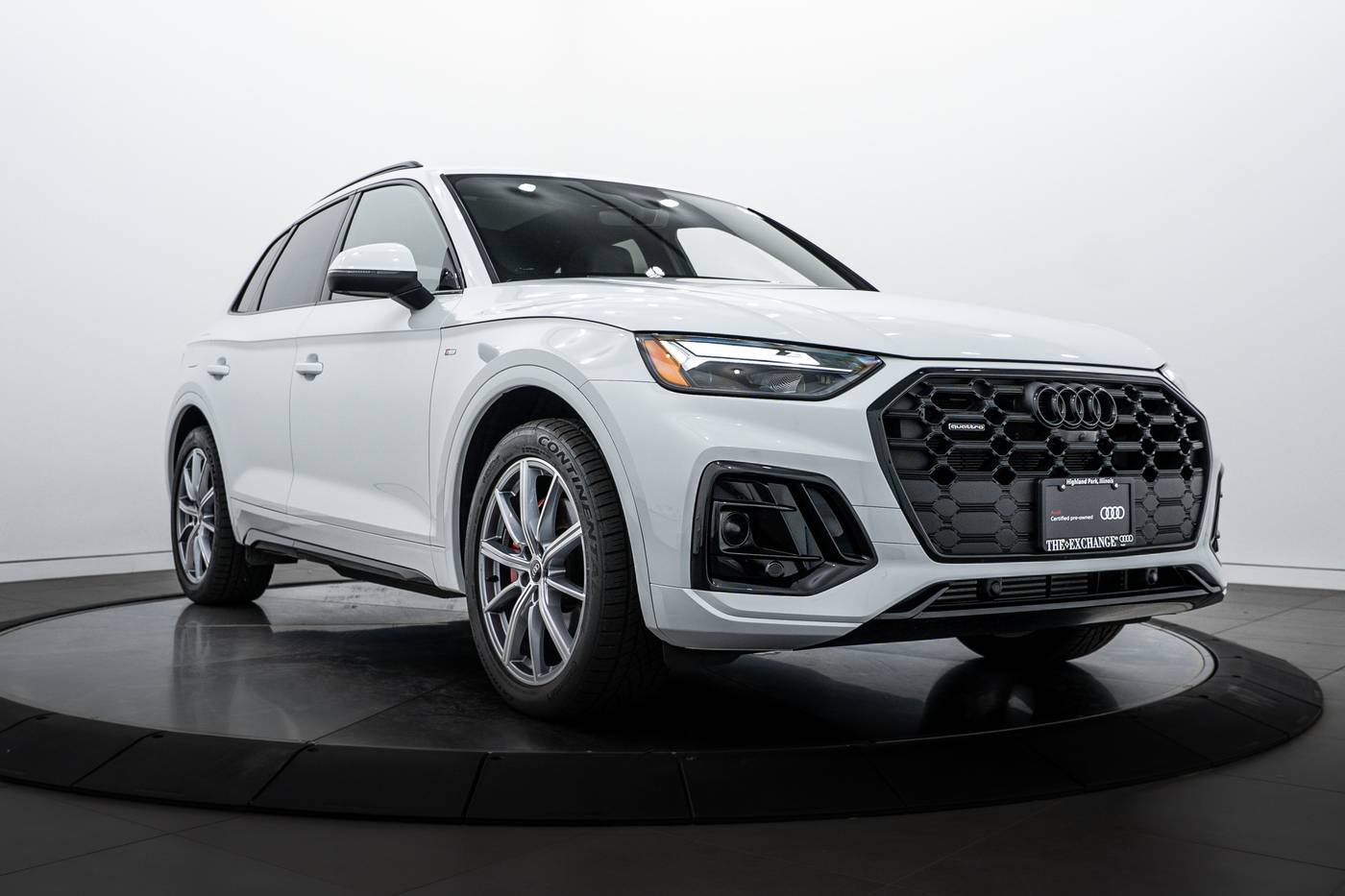 2024 Audi Q5 Plug-In Hybrid e Premium Plus — SUV — 11,777 mi — Highland Park, IL