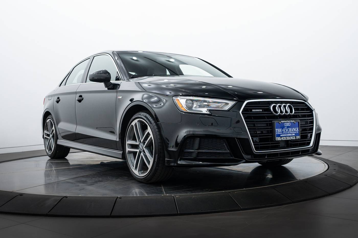 2018 Audi A3 Premium Plus — Sedan — 17,011 mi — Highland Park, IL