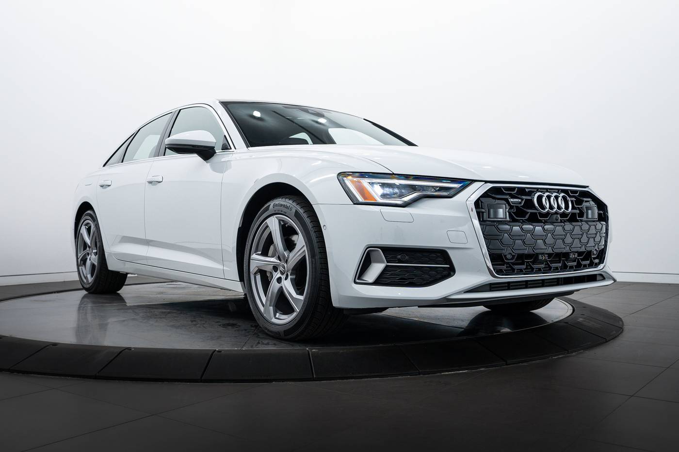 2024 Audi A6 Premium — Sedan — 3,111 mi — Highland Park, IL