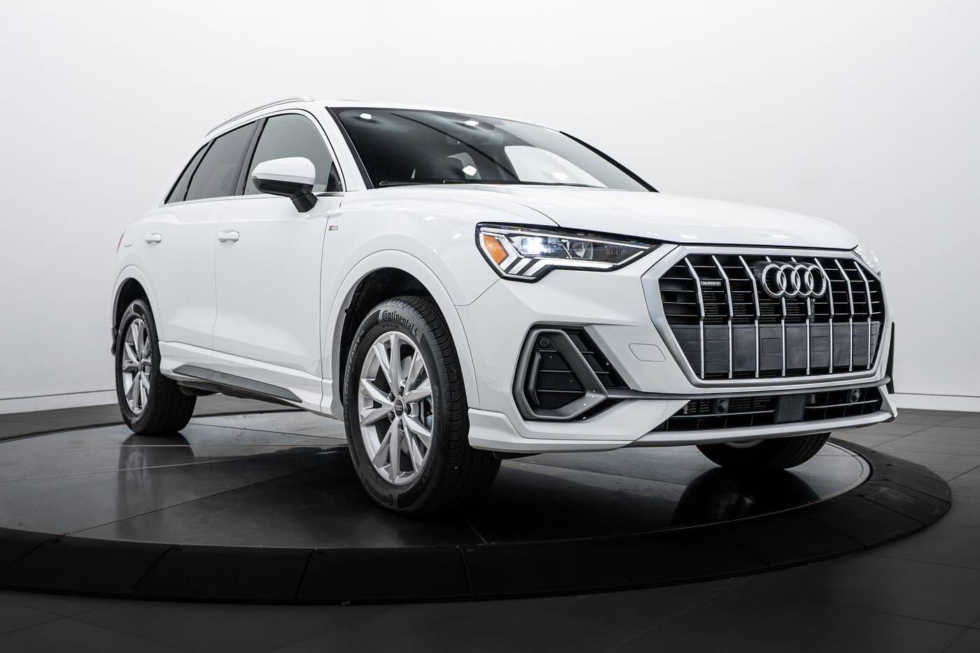 2024 Audi Q3 S line Premium — SUV — 9,925 mi — Highland Park, IL
