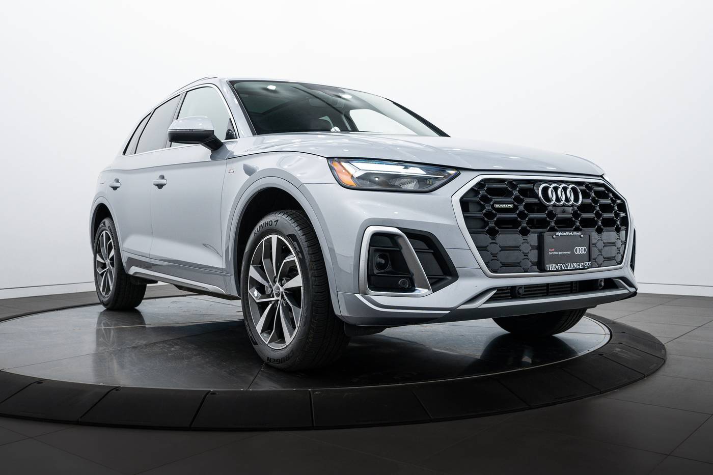 2025 Audi Q5 Premium Plus — SUV — 4,396 mi — Highland Park, IL