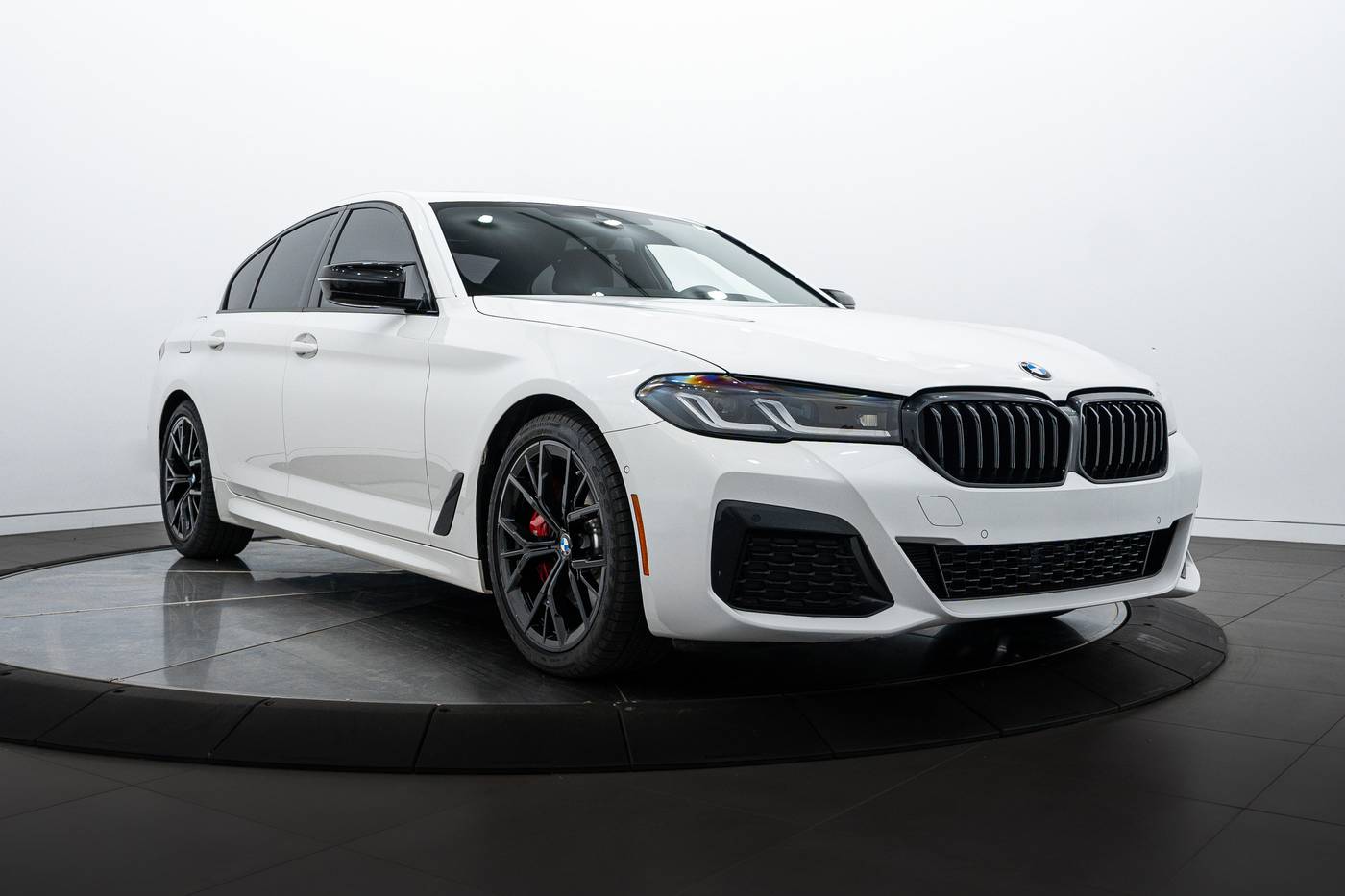 2021 BMW 5 Series 530i — Sedan — 45,849 mi — Highland Park, IL