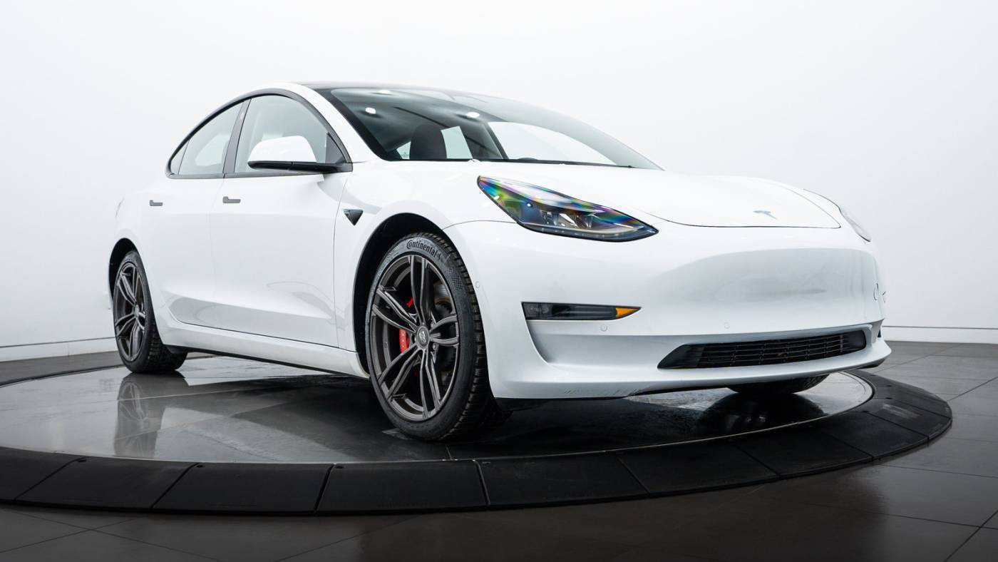 2022 Tesla Model 3 Performance — Sedan — 17,030 mi — Highland Park, IL