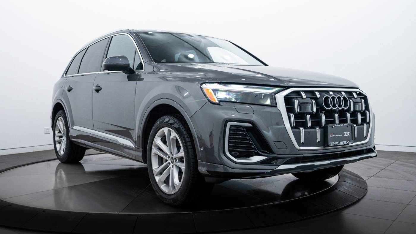 2025 Audi Q7 Premium Plus — SUV — 4,118 mi — Highland Park, IL